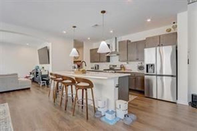 170 Greenbrier Way, Canton, GA 30114