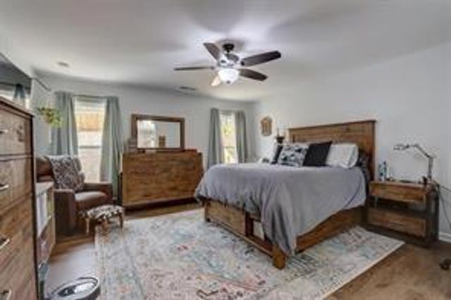 170 Greenbrier Way, Canton, GA 30114