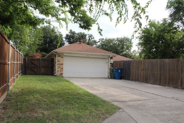 1538 Summerwind Lane, Lewisville, TX 75077