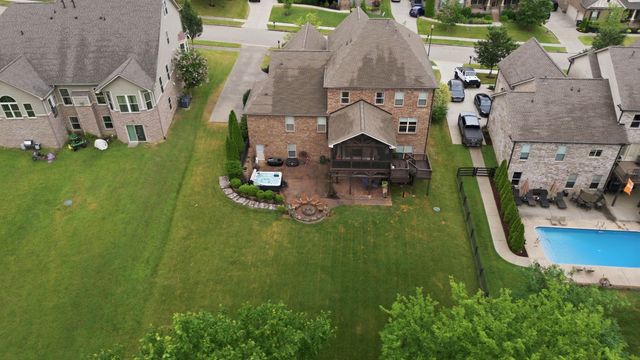 6729 Falls Ridge Ln, College Grove, TN 37046