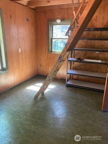 50 N Canvasback Place, Hoodsport, WA 98548