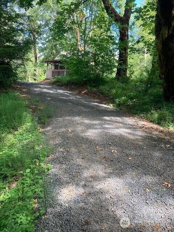 50 N Canvasback Place, Hoodsport, WA 98548