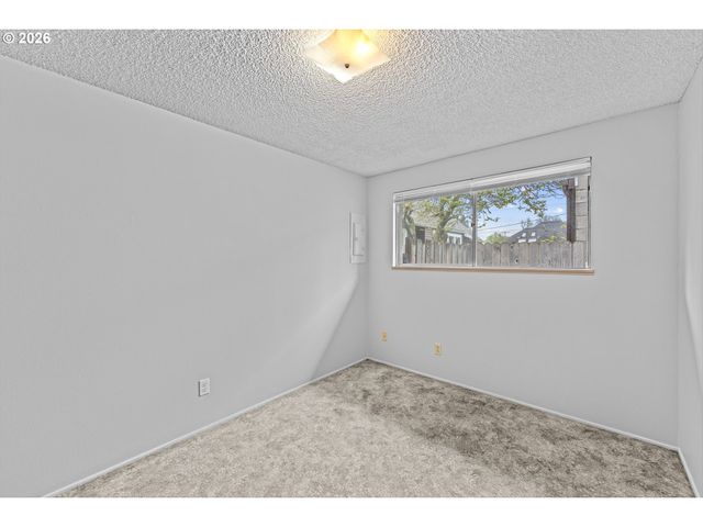 8317 Se 9TH Ave, Portland, OR 97202