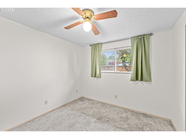 8317 Se 9TH Ave, Portland, OR 97202