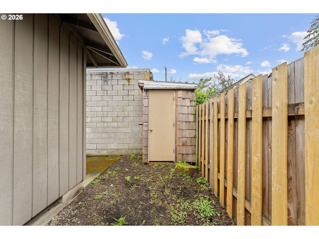 8317 Se 9TH Ave, Portland, OR 97202