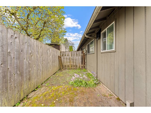 8317 Se 9TH Ave, Portland, OR 97202