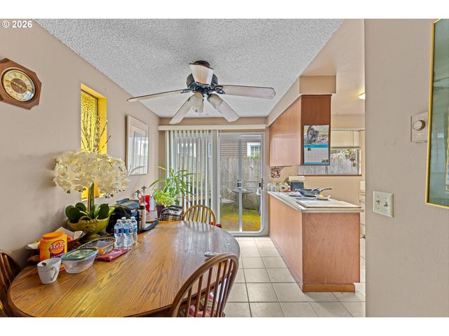 8317 Se 9TH Ave, Portland, OR 97202