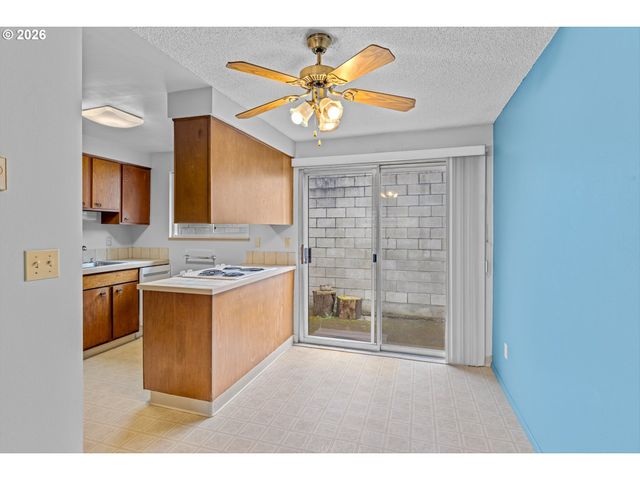 8317 Se 9TH Ave, Portland, OR 97202