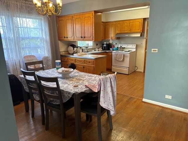 701 S La Grange Road, La Grange, IL 60525