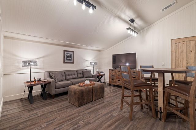 1020 Thomas Road, Benton, TN 37307