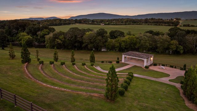 1020 Thomas Road, Benton, TN 37307