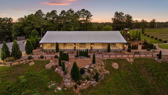 1020 Thomas Road, Benton, TN 37307