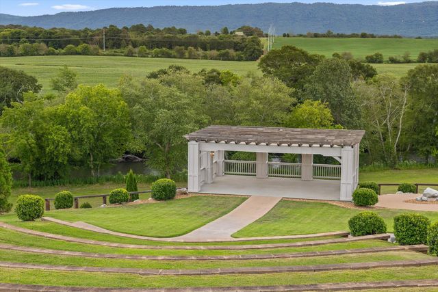 1020 Thomas Road, Benton, TN 37307