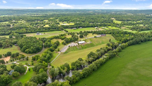 1020 Thomas Road, Benton, TN 37307