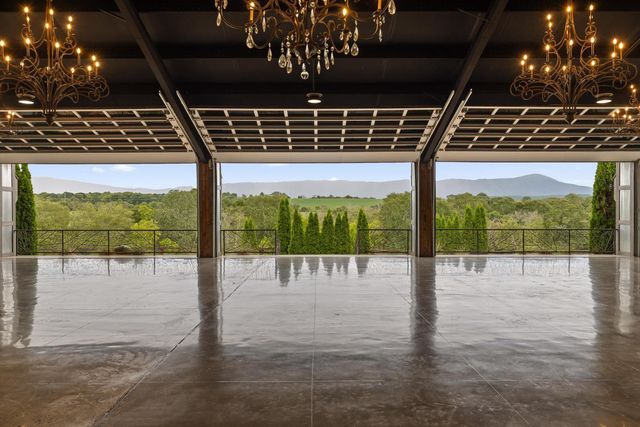 1020 Thomas Road, Benton, TN 37307