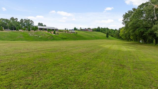 1020 Thomas Road, Benton, TN 37307