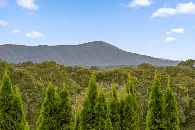 1020 Thomas Road, Benton, TN 37307