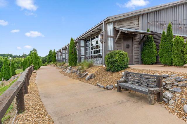 1020 Thomas Road, Benton, TN 37307