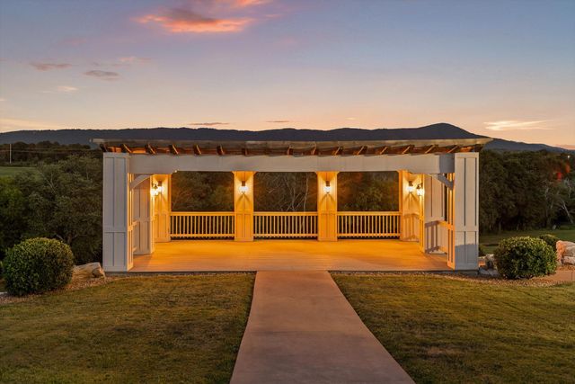 1020 Thomas Road, Benton, TN 37307