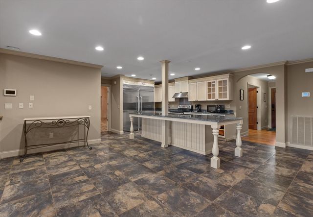 1020 Thomas Road, Benton, TN 37307