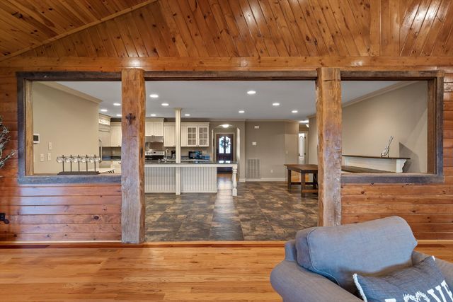 1020 Thomas Road, Benton, TN 37307