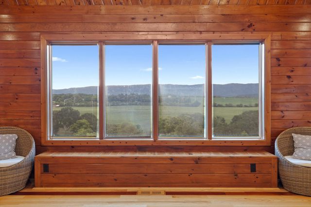 1020 Thomas Road, Benton, TN 37307