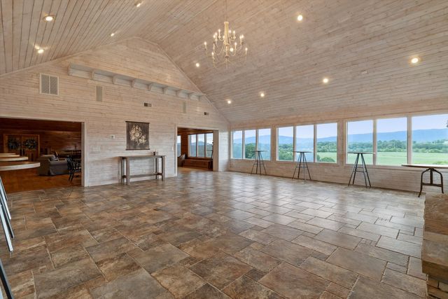 1020 Thomas Road, Benton, TN 37307