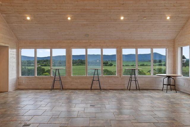 1020 Thomas Road, Benton, TN 37307