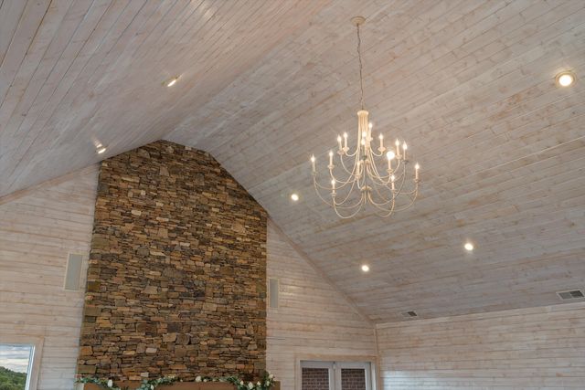 1020 Thomas Road, Benton, TN 37307