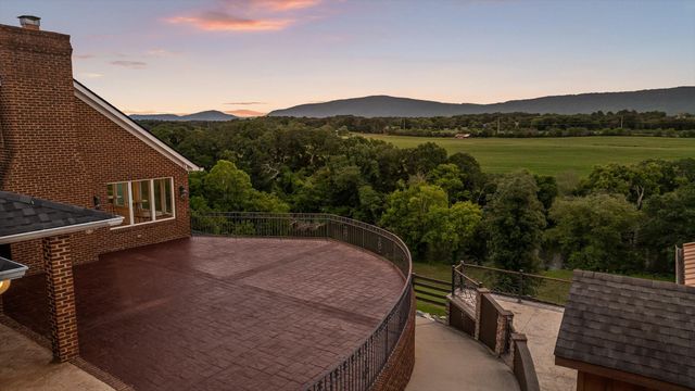 1020 Thomas Road, Benton, TN 37307