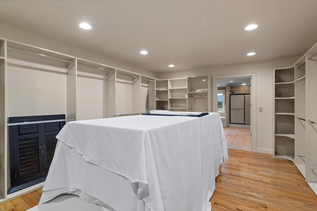 1020 Thomas Road, Benton, TN 37307