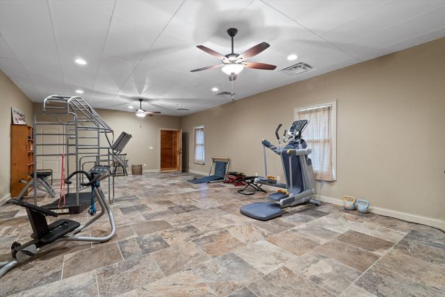 1020 Thomas Road, Benton, TN 37307