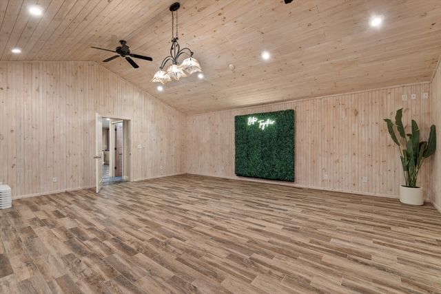 1020 Thomas Road, Benton, TN 37307