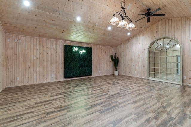 1020 Thomas Road, Benton, TN 37307