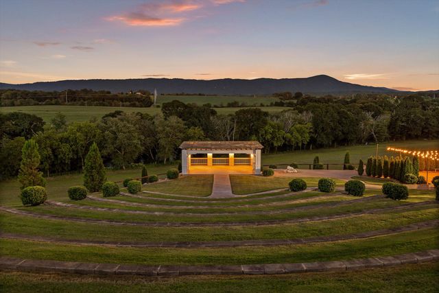 1020 Thomas Road, Benton, TN 37307