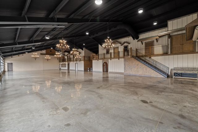 1020 Thomas Road, Benton, TN 37307