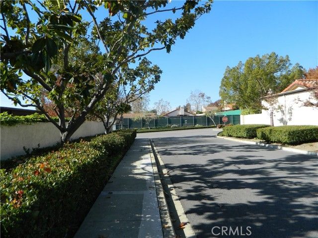 888 Via Maria, Upland, CA 91784