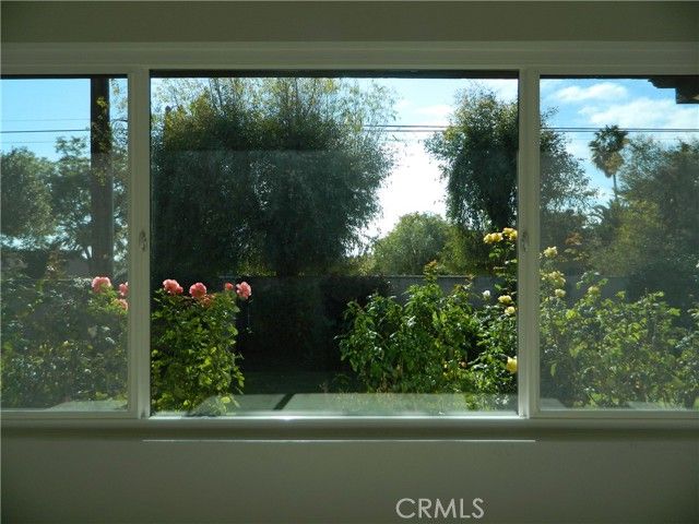 888 Via Maria, Upland, CA 91784