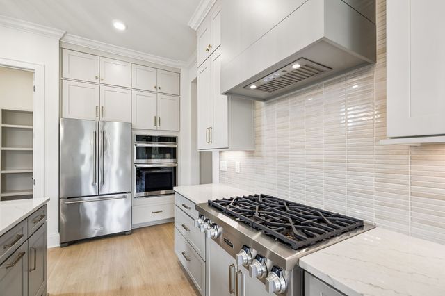 2078 Riley Park Dr, Franklin, TN 37064
