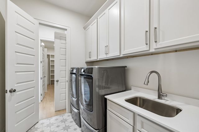 2078 Riley Park Dr, Franklin, TN 37064