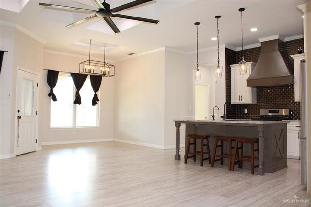 1504 E Zenith Drive, Edinburg, TX 78539