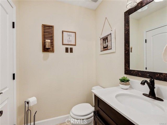 13088 Modoc Court, Apple Valley, CA 92308