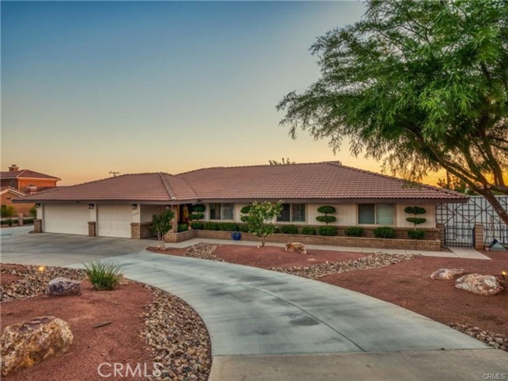13088 Modoc Court, Apple Valley, CA 92308
