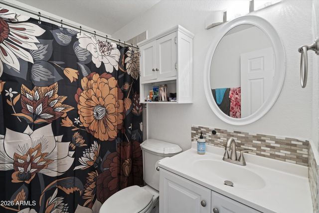 756 E EUGIE Avenue, Phoenix, AZ 85022