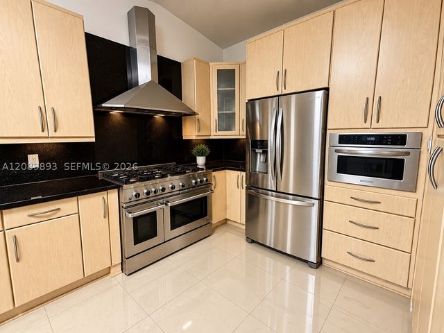 20743 SW 128 Ct, Miami, FL 33177