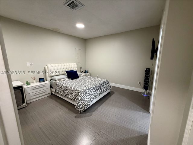 20743 SW 128 Ct, Miami, FL 33177