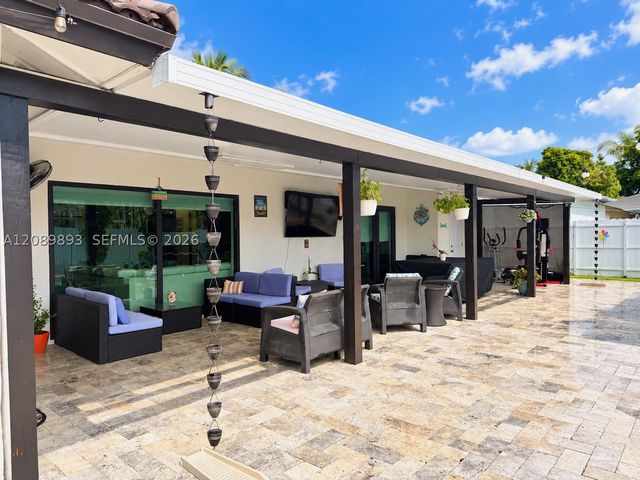 20743 SW 128 Ct, Miami, FL 33177