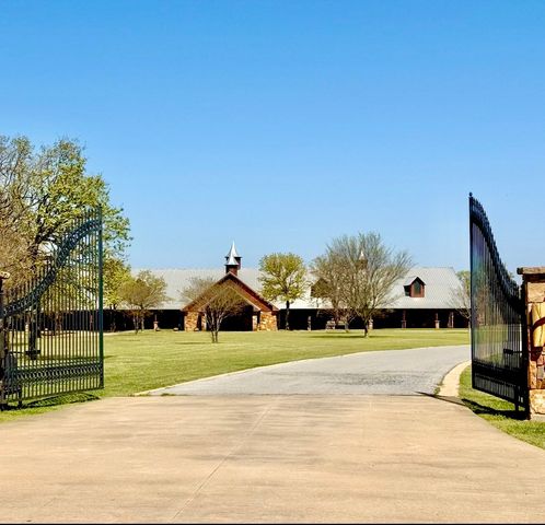 1257 County Road 132, Whitesboro, TX 76273