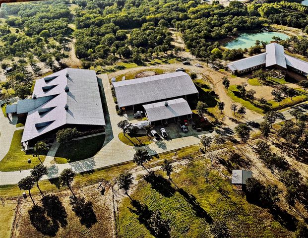 1257 County Road 132, Whitesboro, TX 76273
