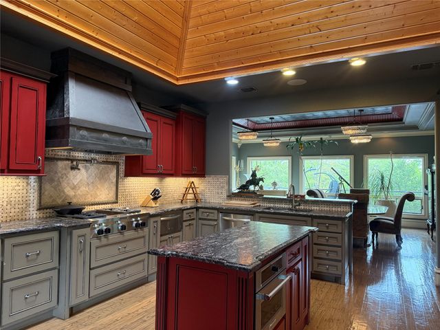 1257 County Road 132, Whitesboro, TX 76273